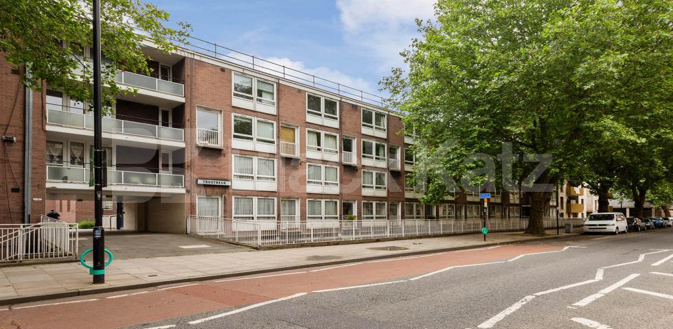 			3 Bedroom, 1 bath, 1 reception Flat			 Troutbeck, Albany Street, Camden / Euston